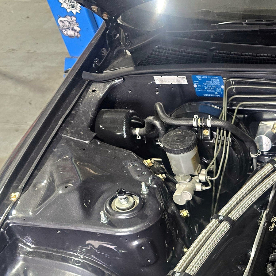Vinny Fab brake booster vacuum tank fitted in an R32 GT-R engine bay