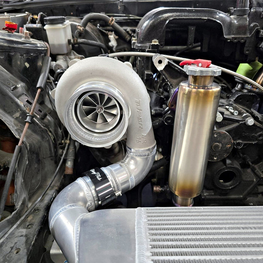 Vinny Fab single turbo kit fitted to an FD3S RX-7