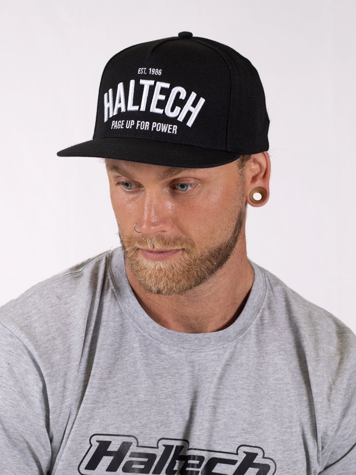 Haltech Stripe beanie with pom pom Size: One size fits all.