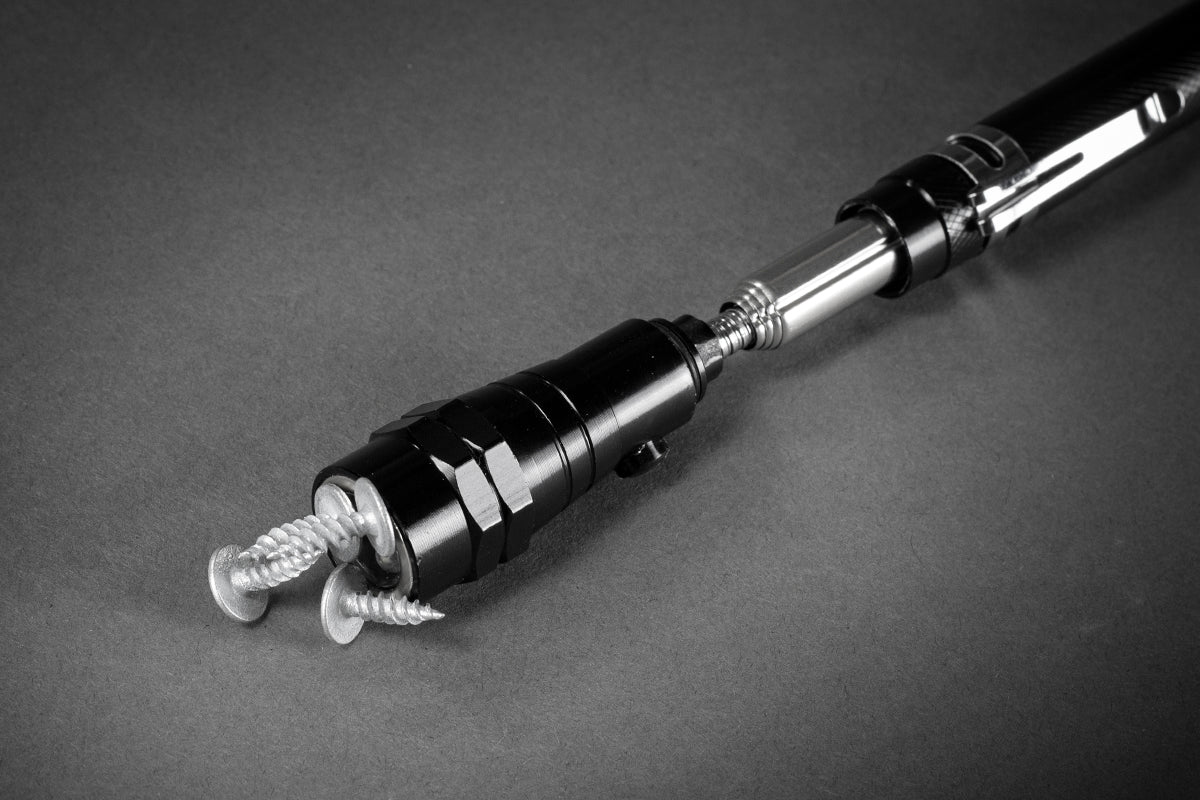Haltech LED Telescopic Workshop Light Length: 17.3cm - 56.7cm