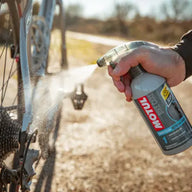 MOTUL CHAIN CLEAN TOUR DE FRANCE