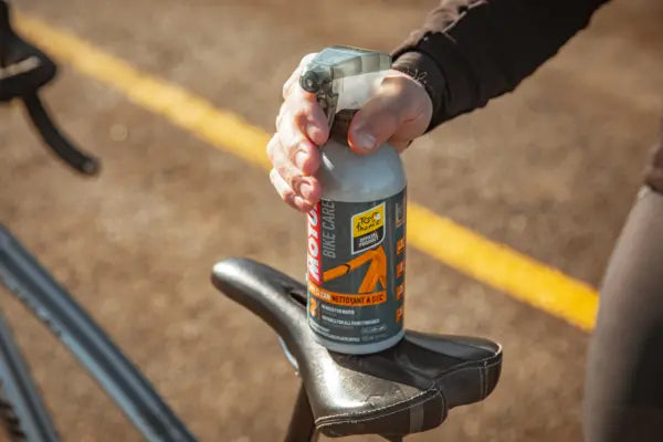 MOTUL DRY CLEAN TOUR DE FRANCE